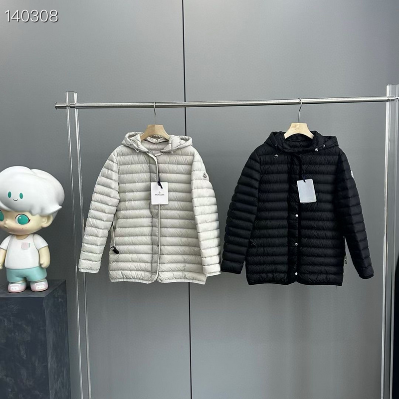 Moncler sz1-4 26yr87